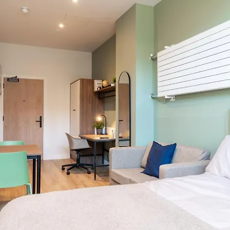 Arasian P&v In Apartman *