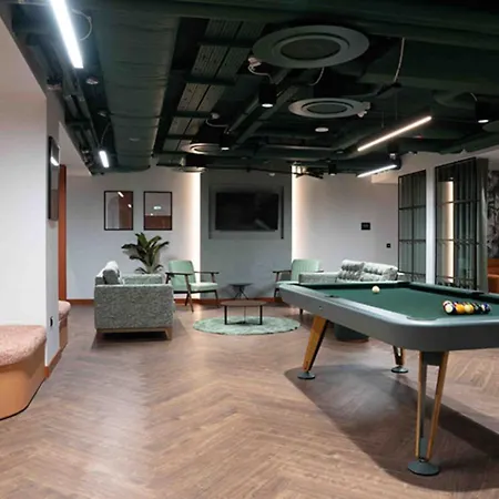 Apartment Arasian P&v In