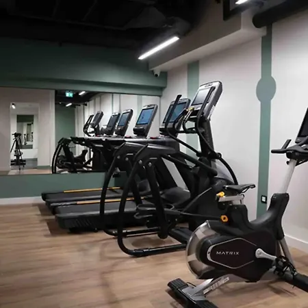 Arasian P&v In Διαμέρισμα *